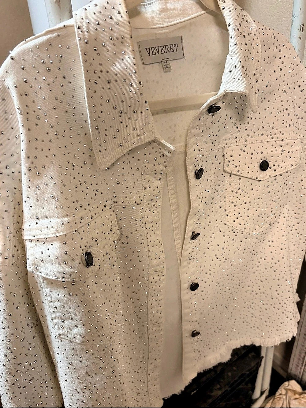 NEW VERTERET Embellished Cropped Jacket in White